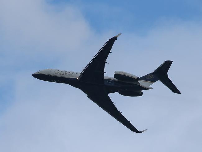 SYDNEY, AUSTRALIA - NewsWire Photos MARCH 29 2023 - Former US President Barack Obama is onboard his Jet departing Sydney for Melbourne. Picture: NCA Newswire / Gaye Gerard