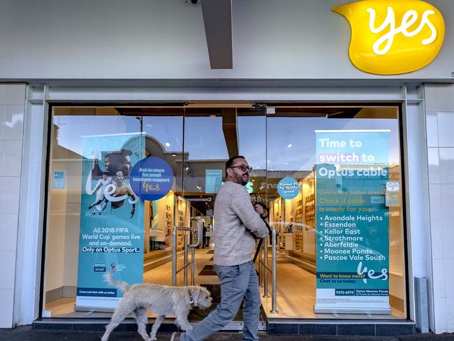 General photo of an Optus store in Melbourne, Australia, Tuesday, June 19, 2018. (AAP Image/Luis Ascui) NO ARCHIVING