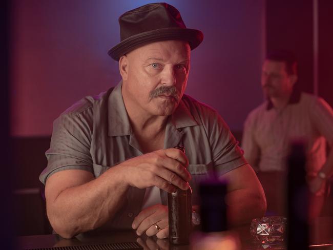 Michael Chiklis as Agent Zulio in a scene in Hotel Cocaine.