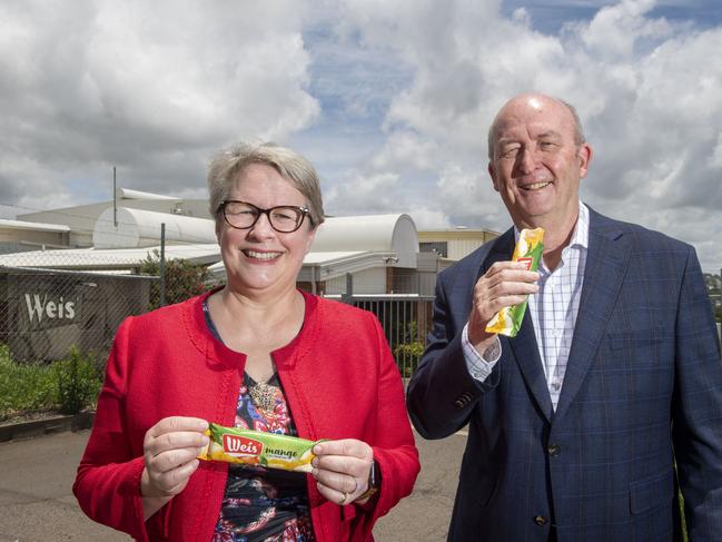 Geraldine Mackenzie, USQ Vice-Chancellor and Bill Armagnacq, Chairman of Heritage Bank Charitable Foundation Heritage Bank. USQ and Heritage Bank to receive a $1 million donation from Unilever after the sale of the Weis factory. Tuesday, December 7, 2021. Picture: Nev Madsen.