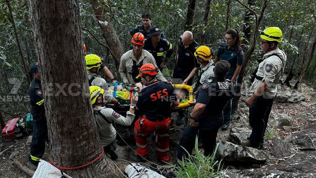 The dramatic rescue on Mount Tibrogargan. Picture: Twitter/X/Brendan 'Westy' West/7 News Brisbane