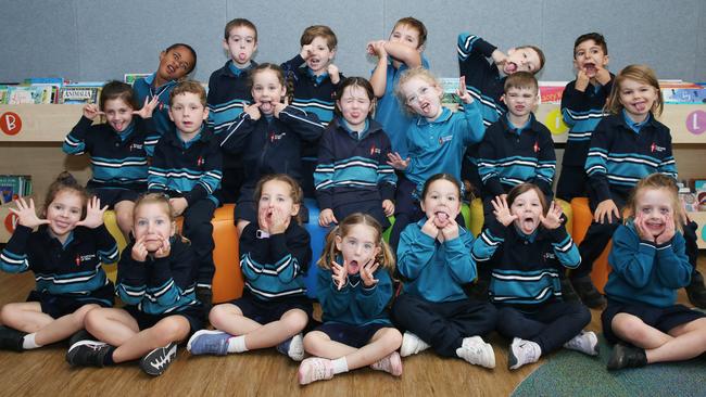 St Catherine of Siena Prep GK Back row L-R: Josefa Torau, Hudson Reardon, Alfie Hickin, William Todd, Xavier Fletcher, Raffi Serkisian. Middle row: Bonnie Cirillo, Jimmy Dower, Evelyn Hall, Connie Wishart, Alice Vella, Xander Fehling, Marlo Thomas. Front row: Frankie Roberts, Mia Newitt, Evie Lee, Ottilie Elliott, Savannah Judd, Harriet Nelson, Maxwell Foley.