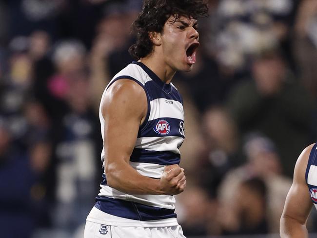 GEELONG, AUSTRALIA - AUGUST 03:  Lawson Humphries of the Cats celebrates a goal during the round 21 AFL match between Geelong Cats and Adelaide Crows at GMHBA Stadium, on August 03, 2024, in Geelong, Australia. (Photo by Darrian Traynor/Getty Images)