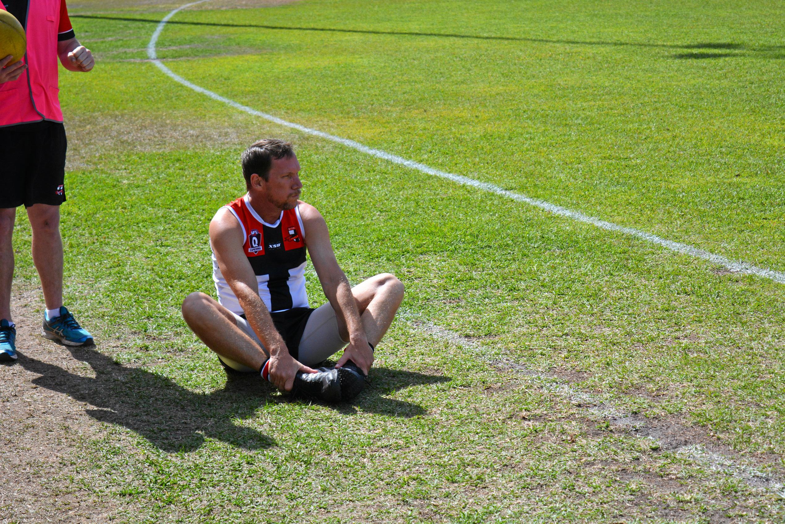 Damon Stebbings stretches his old legs. Picture: Nick Kossatch GLA040819BITSBROS