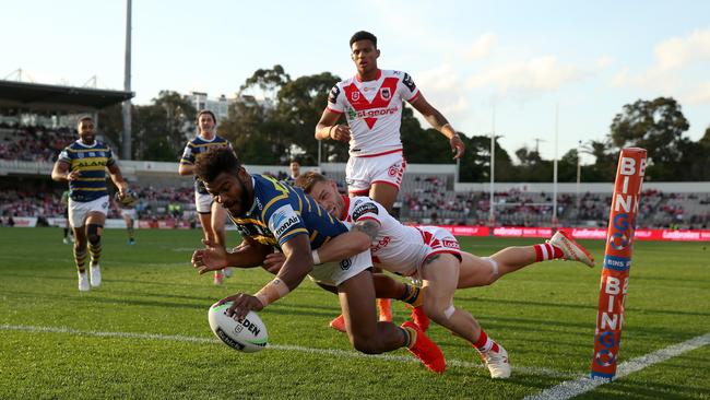 Maika Sivo scores a try for the Eels. Picture: Getty Images