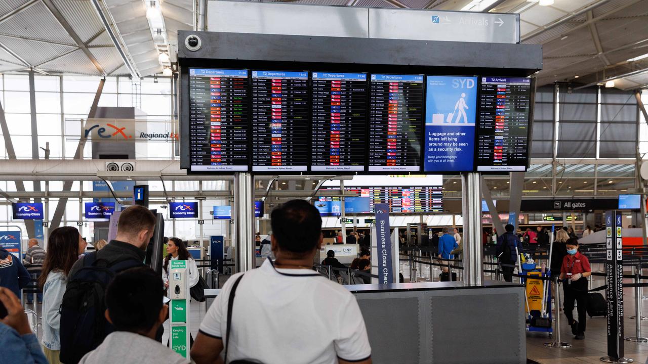 Flight cancellations as wind blasts city