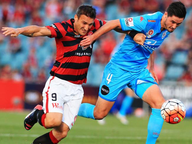 Federico Piovaccari and Dylan McGowan vie for the ball. Pic: Mark Evans.