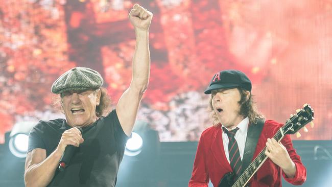 Brian Johnson releases statement about departure from AC/DC | news.com ...