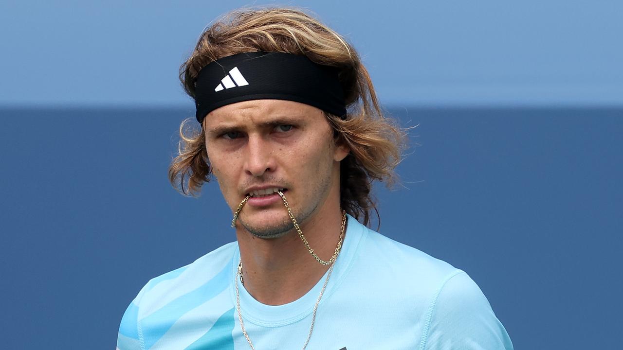 Alexander Zverev complained about the smell of weed. (Photo by Al Bello/Getty Images)