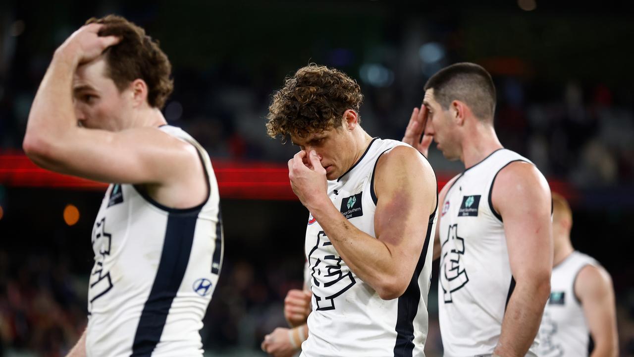 The Suns leave the field after a win during the 2023 AFL Round 12 News  Photo - Getty Images