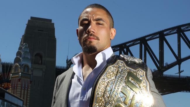 UFC champion Robert Whittaker has quit the Commonwealth Games.