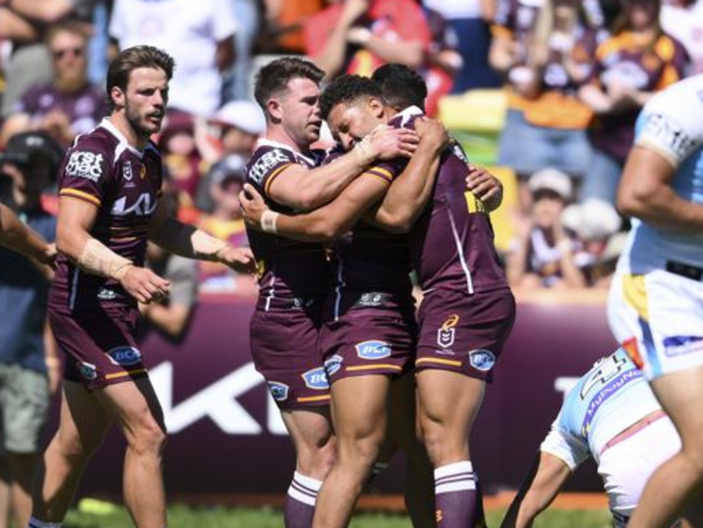 Deine Mariner is locked in a battle with Gehamat Shibasaki (pictured). Picture: NRL Photos