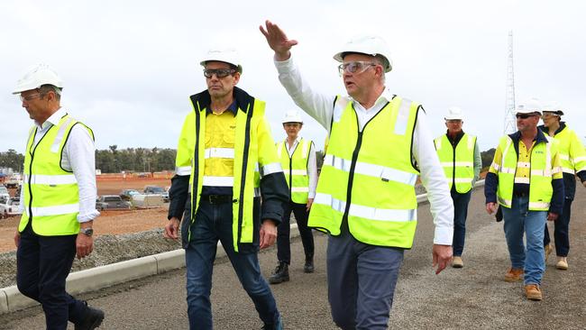 Anthony Albanese has made a campaign stop in Collie, WA, the proposed site for one of the Coalition’s nuclear reactor plants. Picture: Mark Stewart / NewsWire