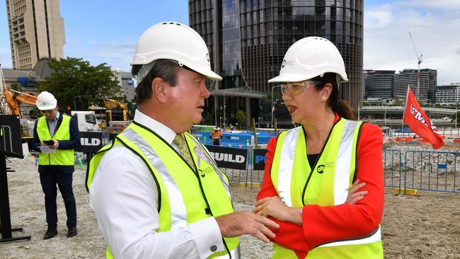 Star Entertainment Group Chairman, John O'Neill (left) and Queensland Premier Annastacia Palaszczuk (right) (AAP Image/Darren England)