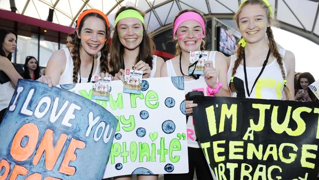 Courtney Marks, 14, Hannah Bransbury, 15, Hannah Kerr, 14 and Hannah Bakurski, 15 with their VIP passes to see 1D.