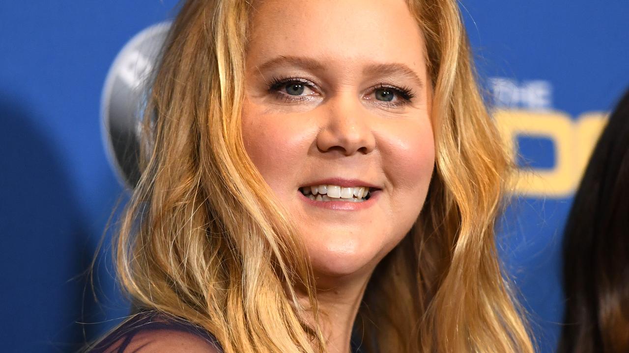 Amy Schumer Praised For Naked Mirror Selfie Showcasing Her C Section