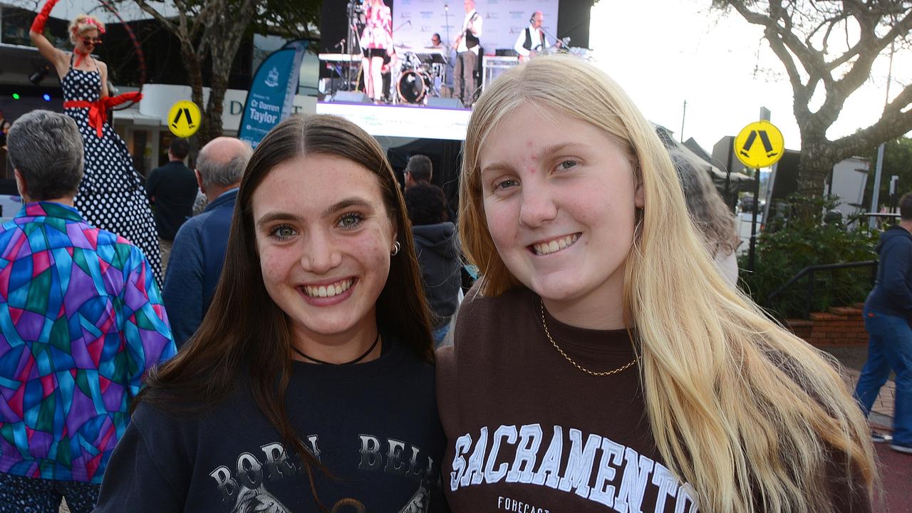 Chelsea and Jade Ross at Main Beach Street Festival, Main Beach. Pic: Regina King