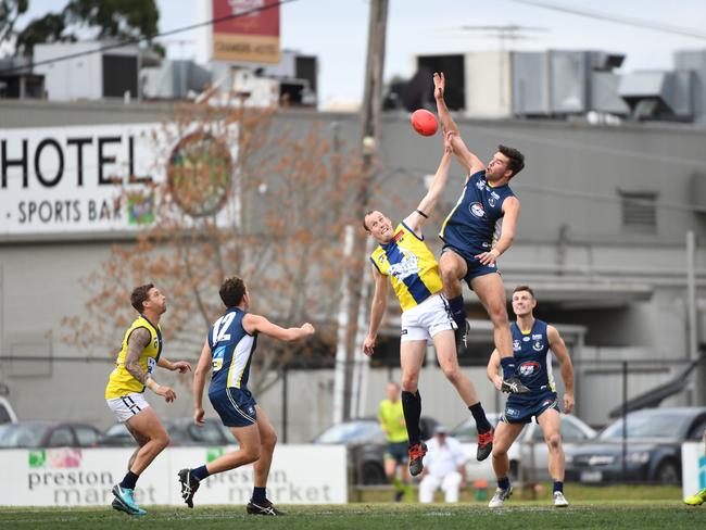 The Mornington and Northern leagues clash in last year’s AFL Victoria Community Championships. 