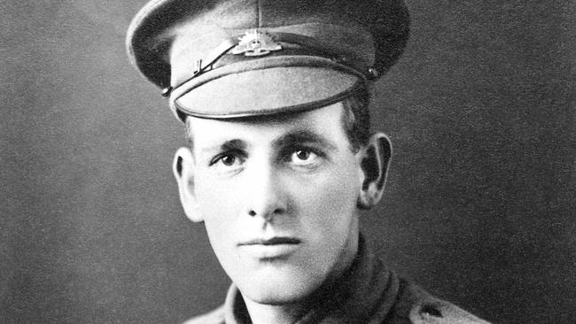 ID/No/H06198  /114, Sergeant (later Lance Corporal) Walter Peeler of 3rd Pioneer Batt, 3rd Div, awarded Victoria Cross for action on 04/10/1917 in Broodseinde, E of Ypres, Belgium - australian armed forces  WWI history headshot