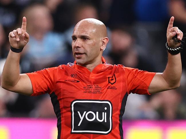 SYDNEY, AUSTRALIA - SEPTEMBER 20:  Referee Ashley Klein signals during the NRL Semi Final match between Cronulla Sharks and North Queensland Cowboys at Allianz Stadium on September 20, 2024 in Sydney, Australia. (Photo by Jason McCawley/Getty Images)