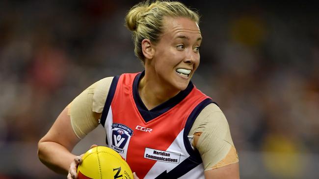 Lauren Arnell in action for Darebin.