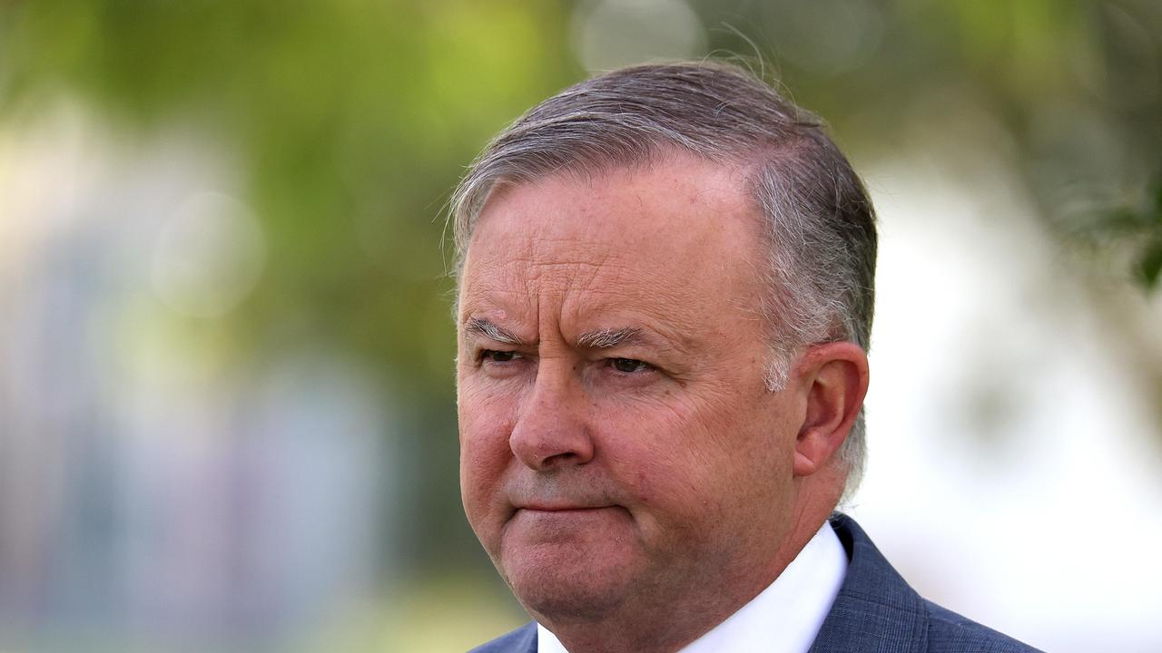 Labor leader Anthony Albanese has called for arrival caps to expand immediately and for government planes to be used in repatriation efforts. Picture: NCA NewsWire / Dylan Coker