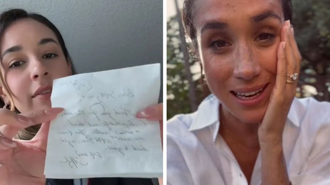 Flight attendant reads note from Meghan