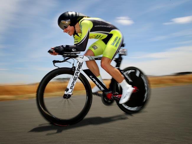 Felicity Wardlaw on her way to winning last year’s women’s TT title. Picture: Colleen Petch