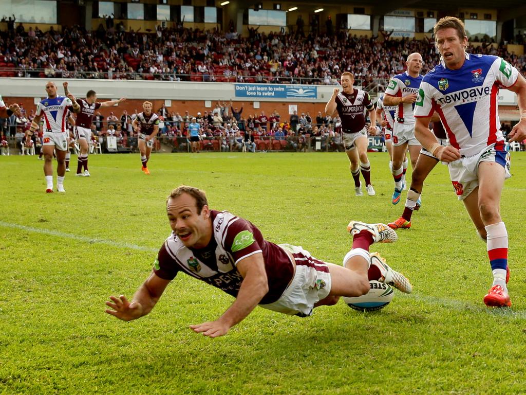 Stewart scoring against Newcastle Knights at Brookvale Oval. Picture: Gregg Porteous