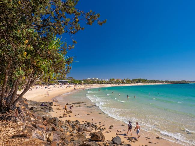 Noosa main beachPhoto - Tourism QueenslandEscape 16 AprilNeighbourhood