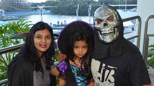 Shruti, Shaila and Shashi Kumar at Spooky Nights at Sea World, Main Beach. Picture: Regina King