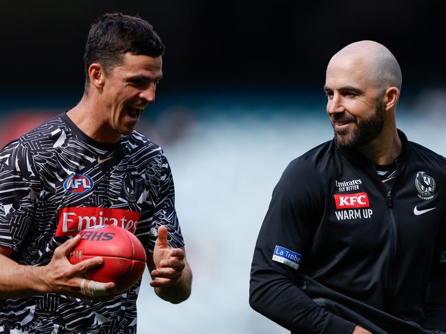 MELBOURNE, AUSTRALIA - APRIL 20: Scott Pendlebury and Steele Sidebottom of the Magpies are seen before the 2024 AFL Round 06 match between the Collingwood Magpies and the Port Adelaide Power at the Melbourne Cricket Ground on April 20, 2024 in Melbourne, Australia. (Photo by Dylan Burns/AFL Photos via Getty Images)