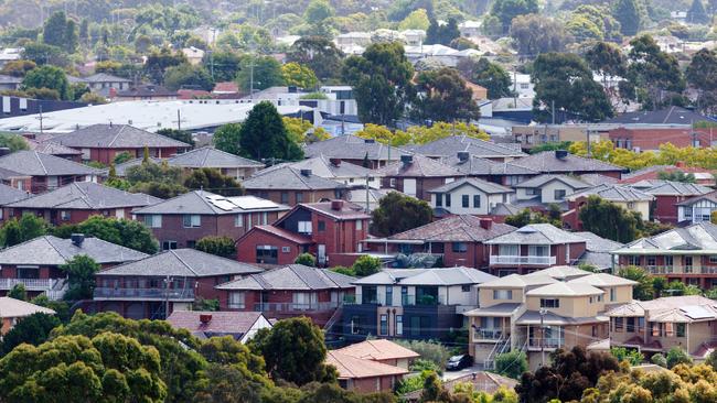 Hundreds of homeowners are falling victim to “rogue renters”, with some swindling thousands of dollars. Picture: NCA NewsWire / Aaron Francis