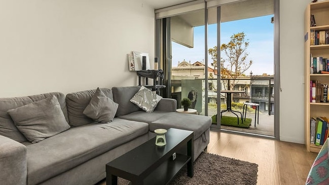 A one-bedroom Carlton unit sold for $377,500 in 2010 has made just $370,000 in a sale this February.