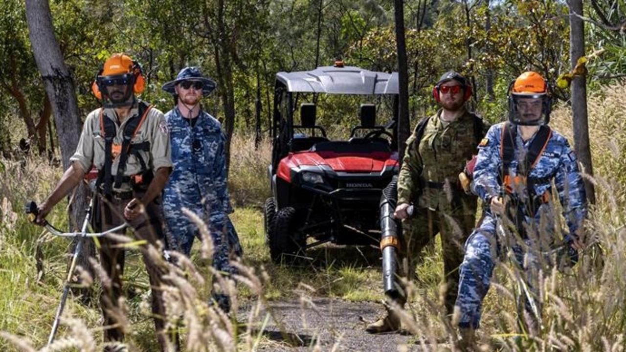 RAAF joins Nitmiluk Rangers for walking trail cleanup
