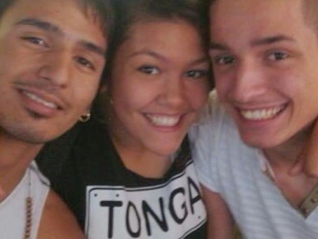 Gargasoulas with sister Sesimani Kostaras and brother Angelo in happier times.