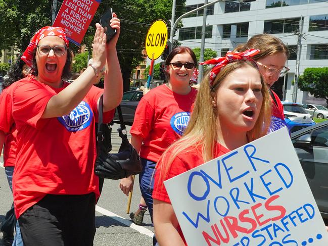 MELBOURNE AUSTRALIA - NewsWire Photos NOVEMBER 28, 2024:  St VincentÃ¢â¬â¢s Private Hospitals nurses and midwives stop work for safe staffing, Picture: NewsWire / Luis Enrique Ascui