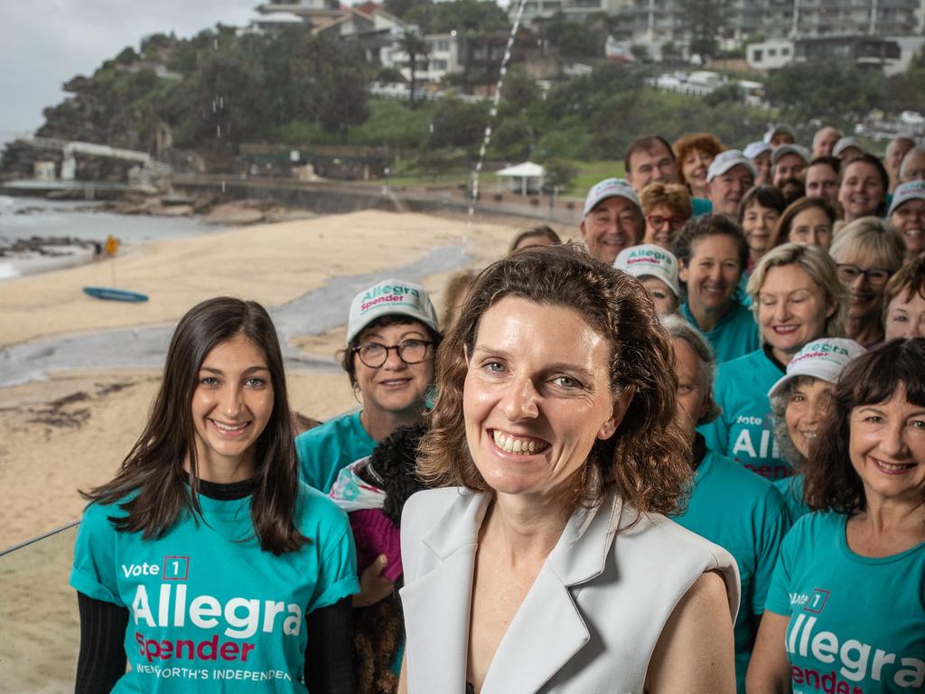 Teal independent Allegra Spender and her supporters at Sydney’s posh Bronte Beach.