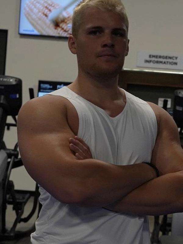 He posts workout content. Picture: Instagram/JacksonWarne
