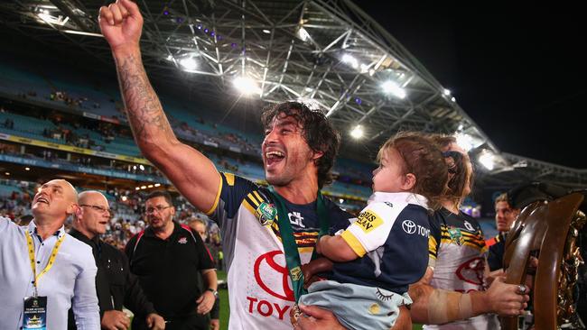 Cowboys win 2015 NRL premiership with Kyle Feldt try