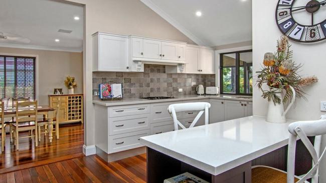 Whipping up delicious meals would be a breeze in this stunning kitchen.