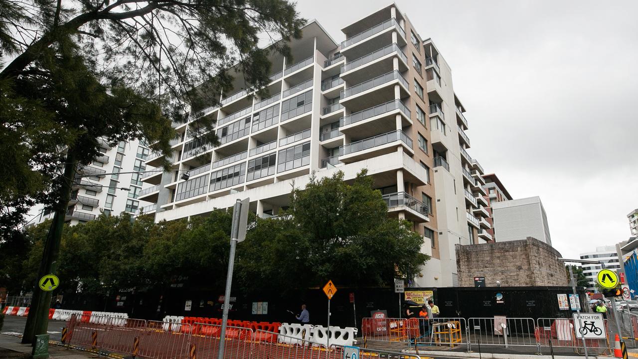 The Mascot Towers apartment building has remained uninhabitable since it was evacuated after safety concerns in June 2019. Picture: NCA NewsWire / Tim Pascoe