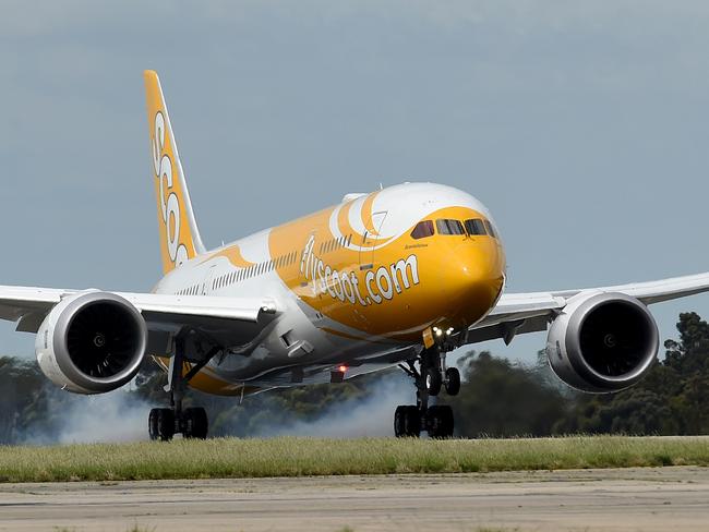 MelbourneÕs newest airline Scoot arriving from Singapore The plane arriving will be the Boeing 787 Dreamliner which will be welcomed by a traditional water cannon salute. Picture : Mike Keating.