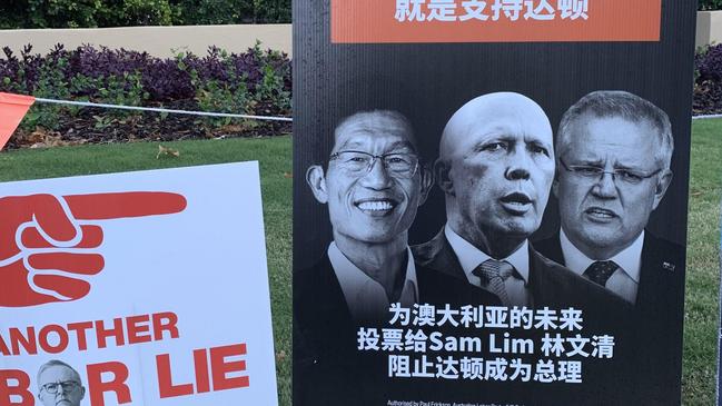 A Chinese-language Labor corflute outside the prepoll booth in the Perth seat of Tangney. Picture: Supplied