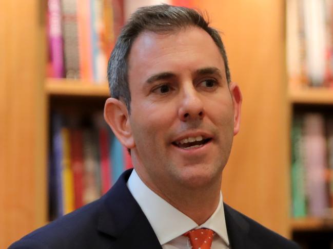 31/10/2019: MP Jim Chalmers launches Nick Dyrenfurth's book "Getting the Blues, The Future of Australian Labor"  at the State Library in Melbourne. Stuart McEvoy/The Australian.