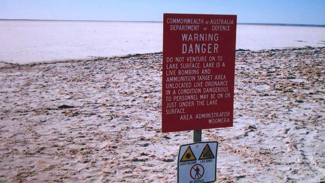 A warning sign on the side of Lake Hart, between Woomera and Coober Pedy, in 2006.