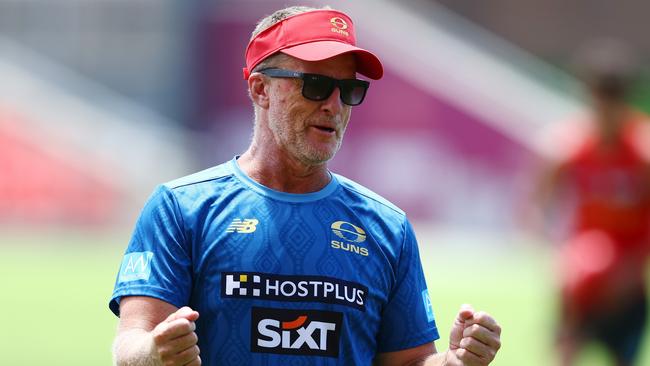 Damien Hardwick’s training visor is one of the great AFL accessories. (Photo by Chris Hyde/Getty Images)