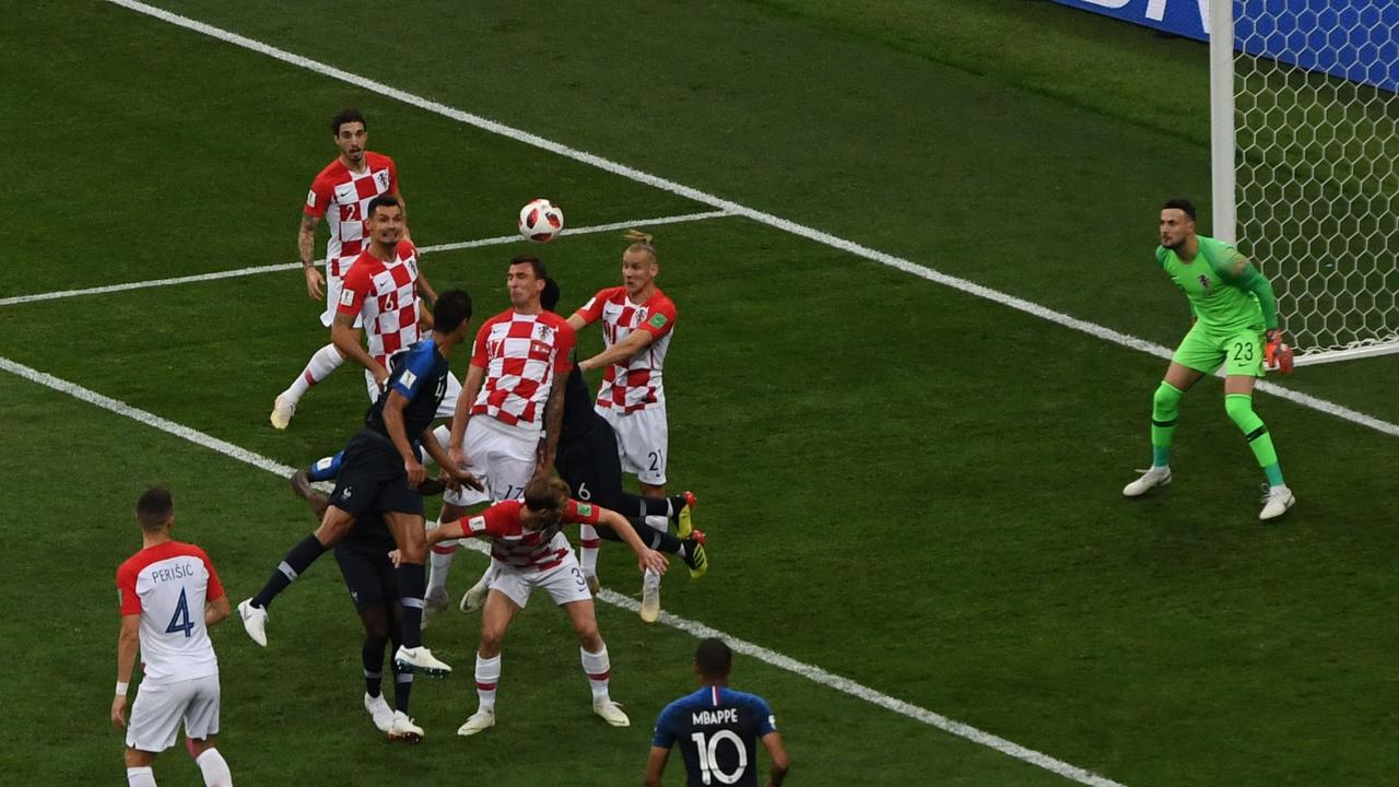 World Cup 2018 final highlights: France beat Croatia, score, video