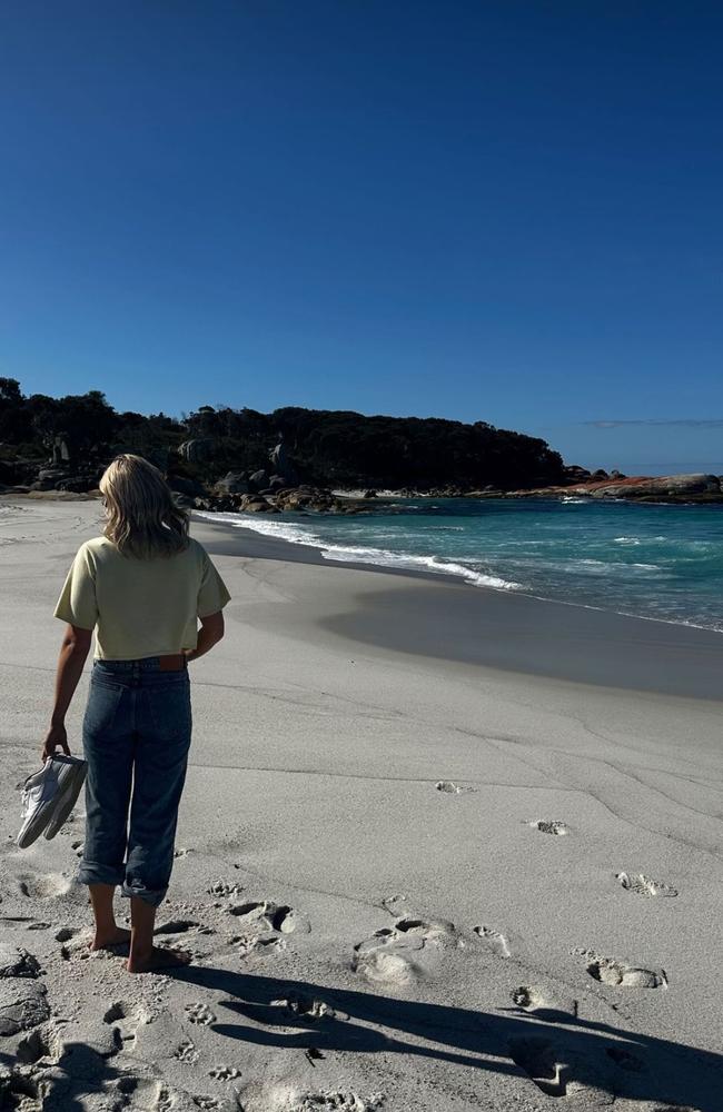 Ariarne Titmus at the Bay of Fires back home in Tasmania. Picture: Instagram