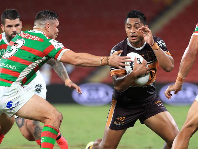 Anthony Milford In action during the Round 2 NRL game between the Brisbane Broncos and the South Sydney Rabbitohs at Suncorp Stadium, Brisbane. Pics Adam Head